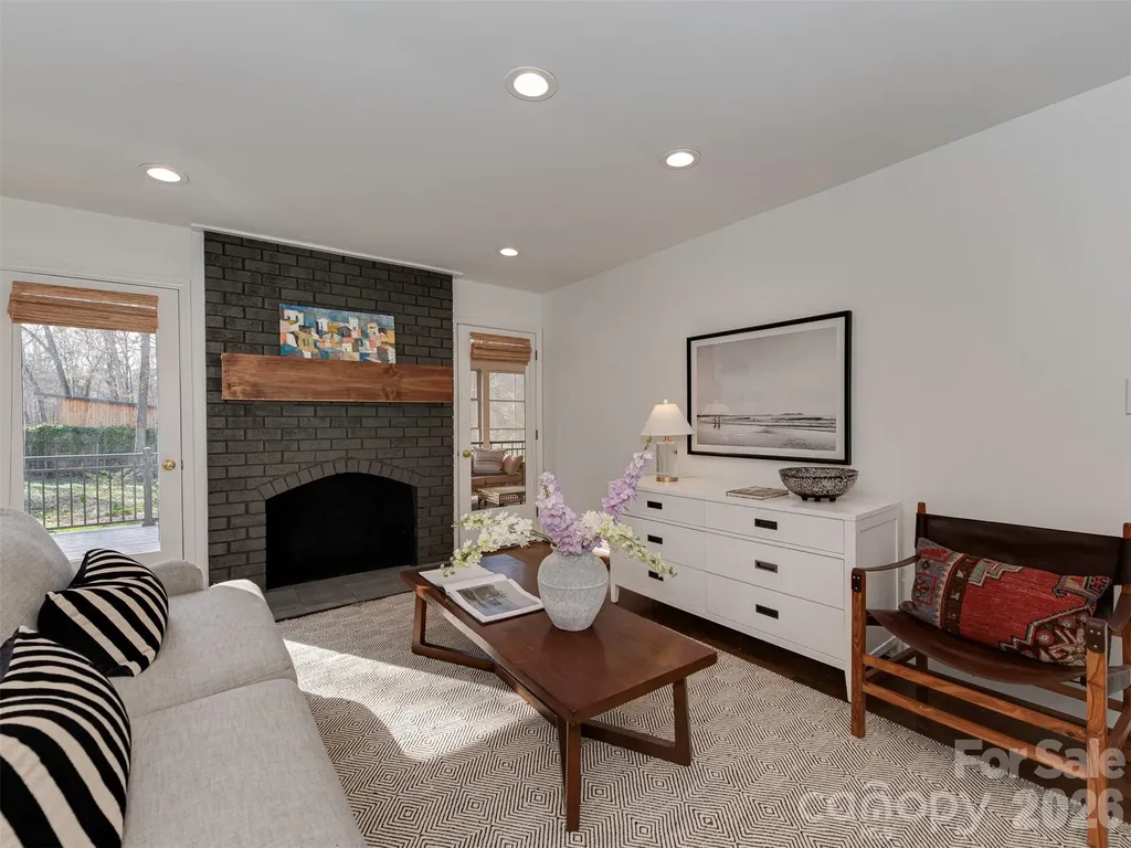 7244 Terrace Drive Charlotte NC 28211