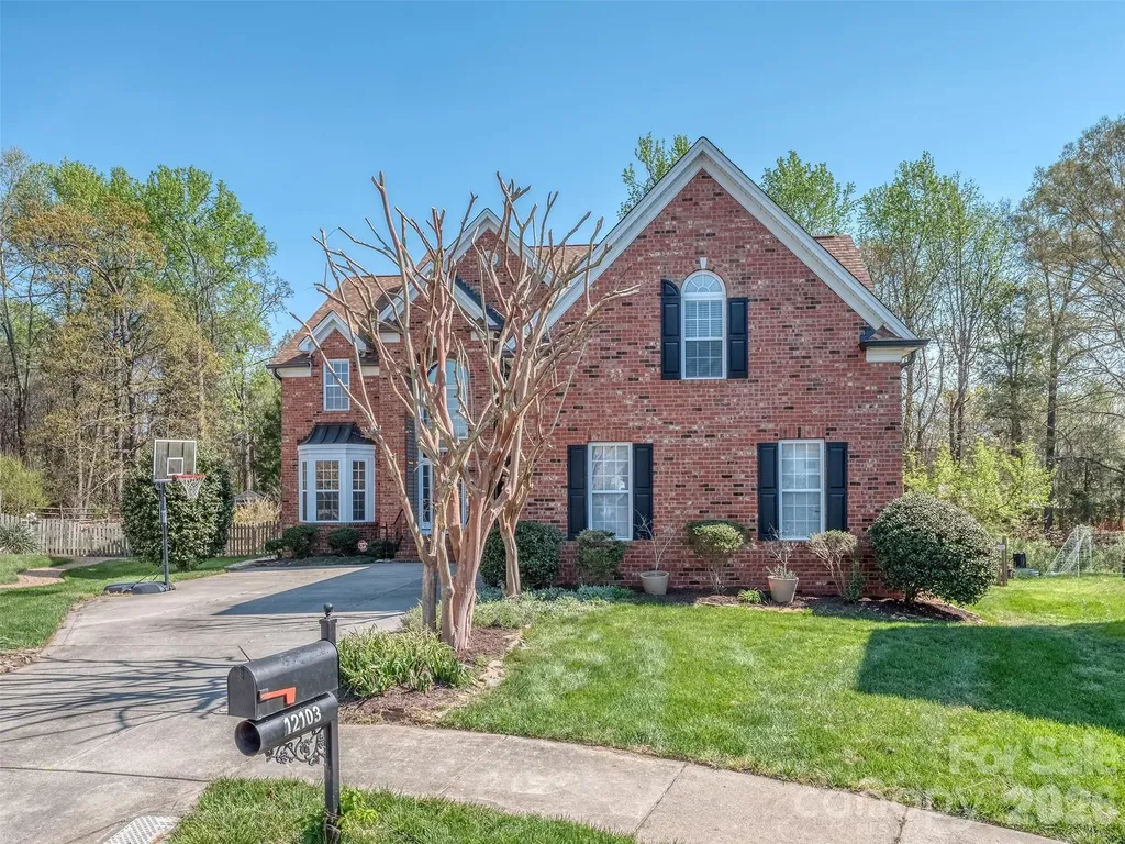 12103 Crescent Run Court Charlotte NC 28277