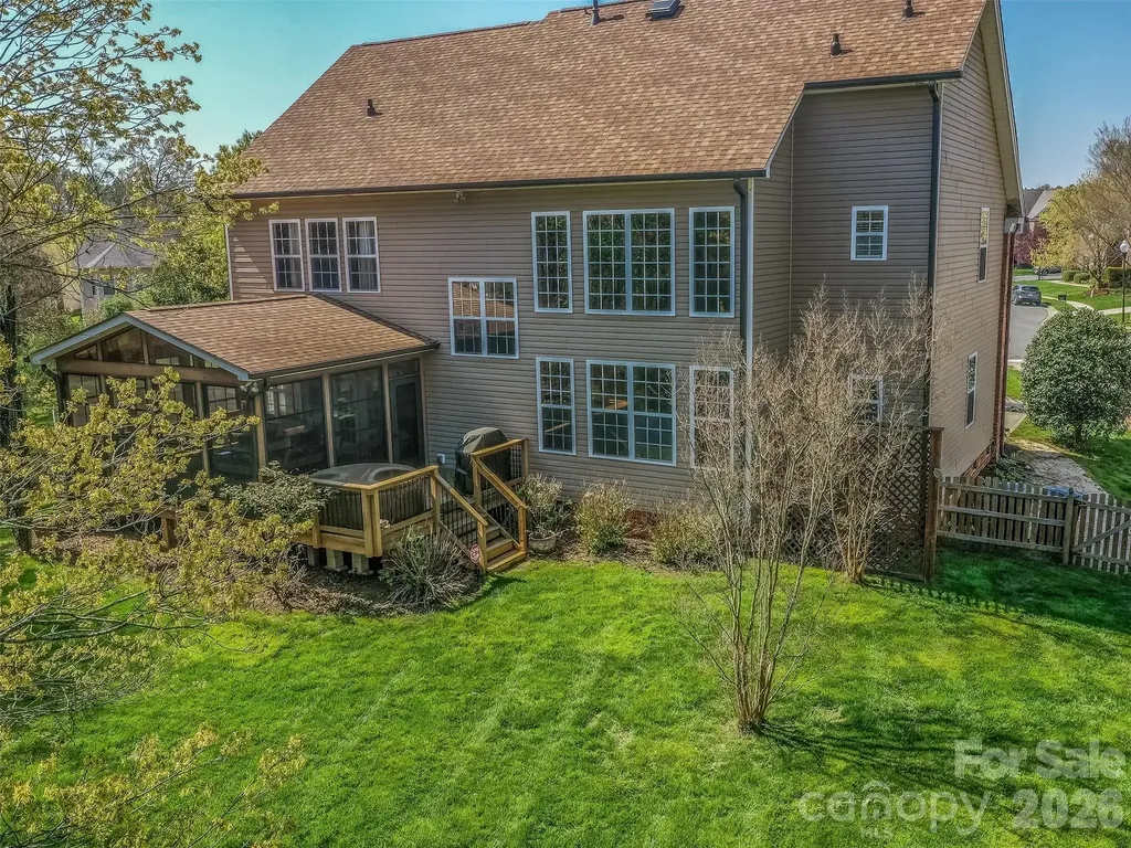 12103 Crescent Run Court Charlotte NC 28277