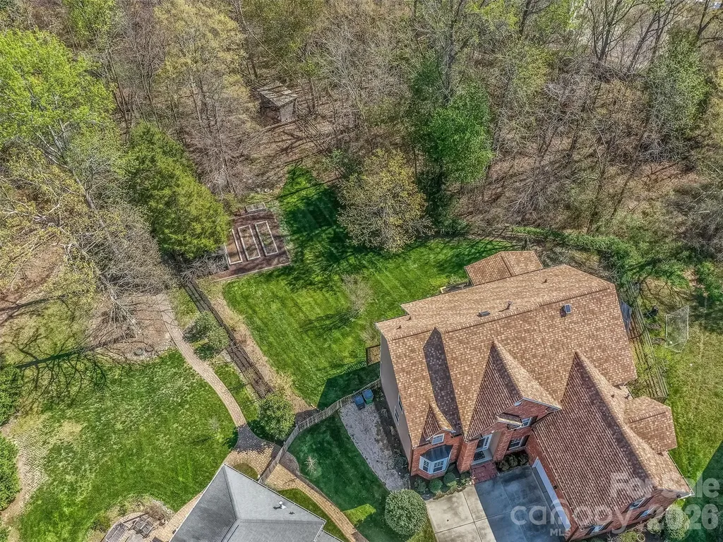 12103 Crescent Run Court Charlotte NC 28277