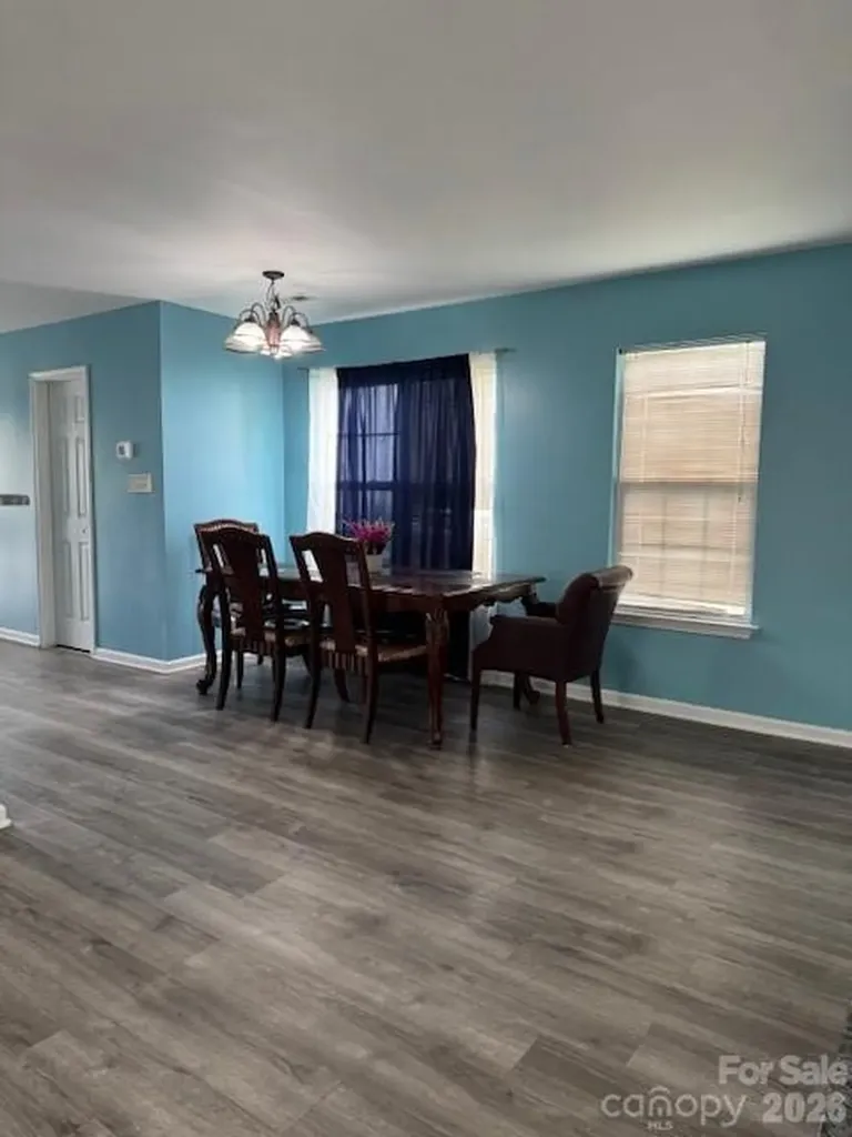 3514 Crestridge Drive Charlotte NC 28217