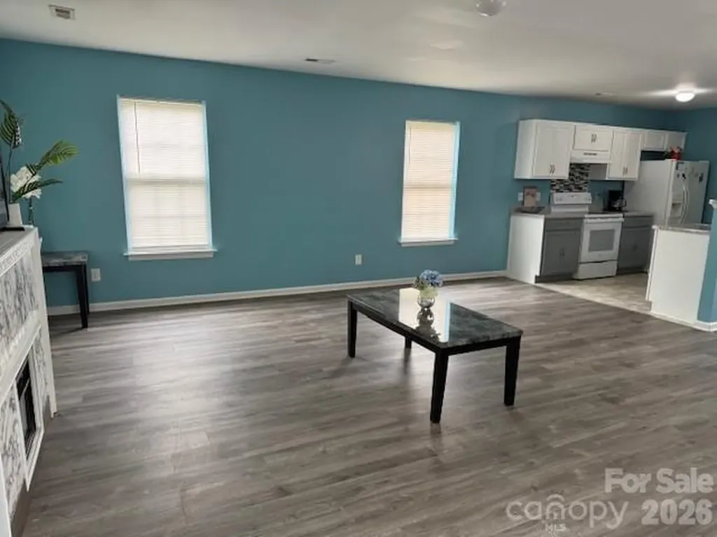 3514 Crestridge Drive Charlotte NC 28217