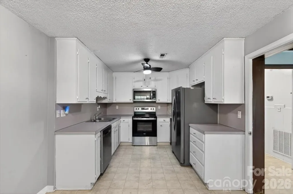 209 Edgewood Drive Wingate NC 28174