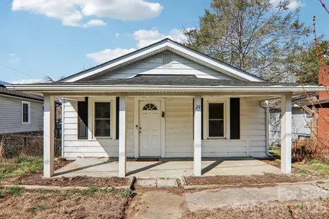 24 Pelzer Street Asheville NC 28804
