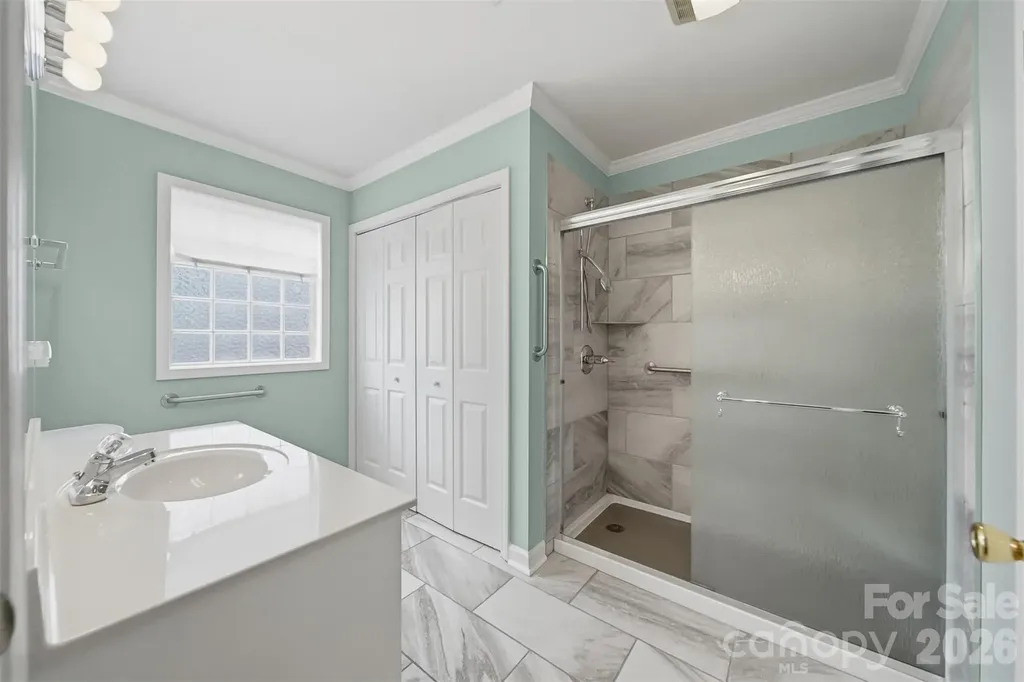 154 39th Avenue Court NW Hickory NC 28601