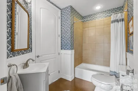 2338 Yadkin Avenue Charlotte NC 28205