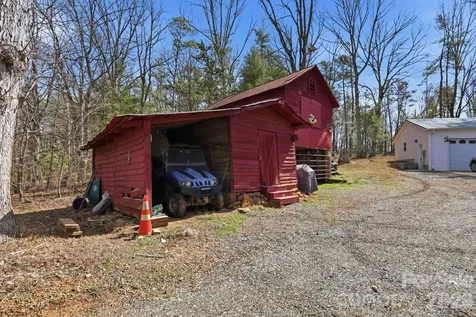 6998 Nobby Lail Road Connelly Springs NC 28612