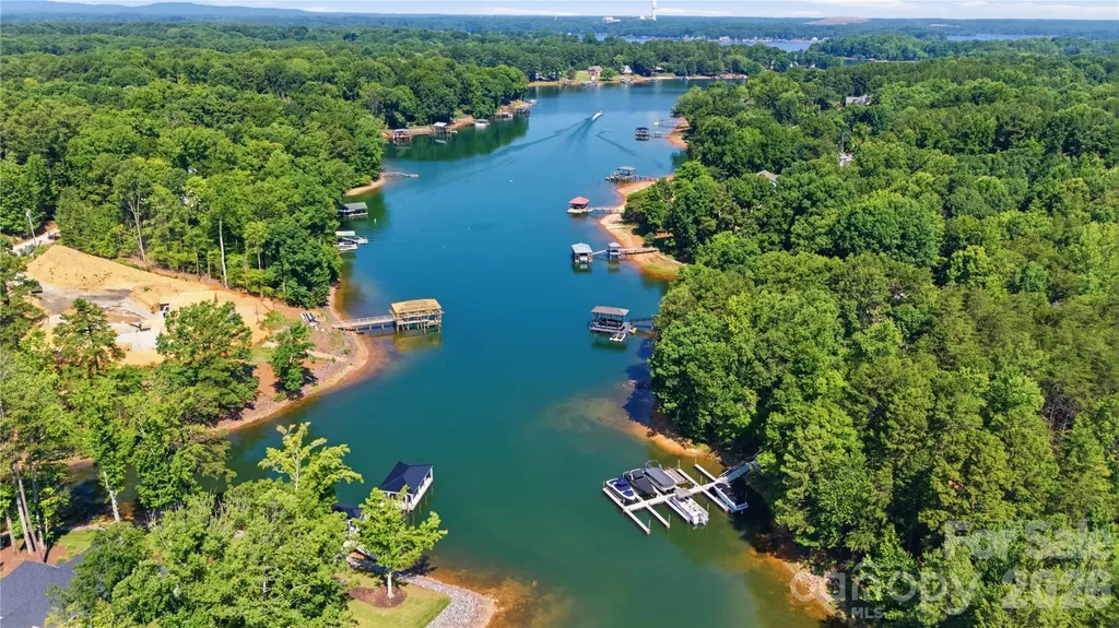 164 Palmer Marsh Place Mooresville NC 28117