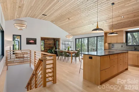 330 Windsor Road Asheville NC 28804