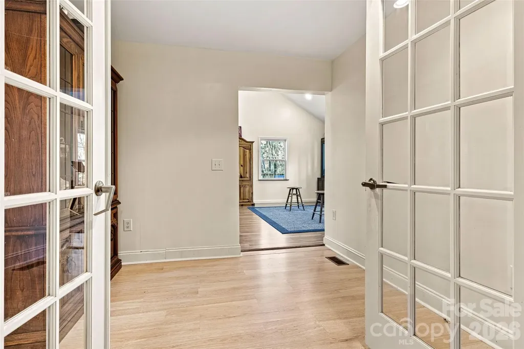 6051 Pointe West Lane Vale NC 28168