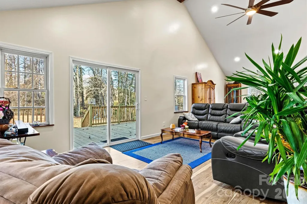 6051 Pointe West Lane Vale NC 28168