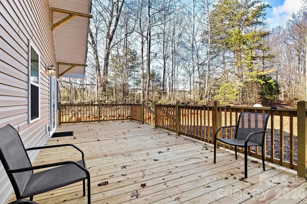 6051 Pointe West Lane Vale NC 28168