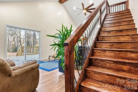 6051 Pointe West Lane Vale NC 28168