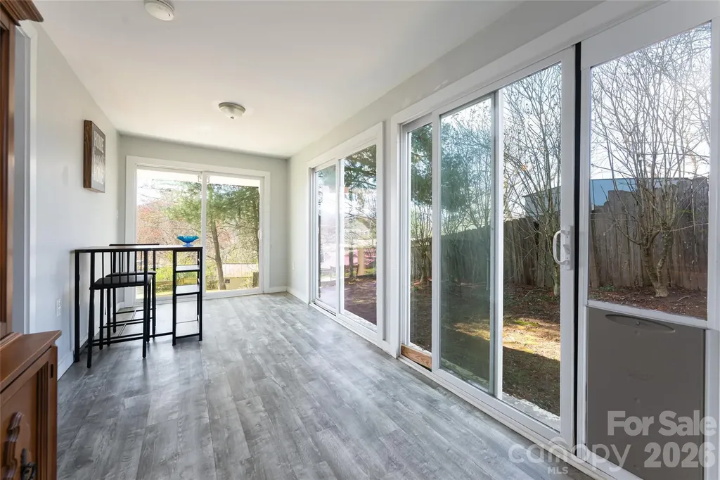 203 Pine Street Candler NC 28715