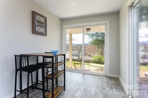 203 Pine Street Candler NC 28715