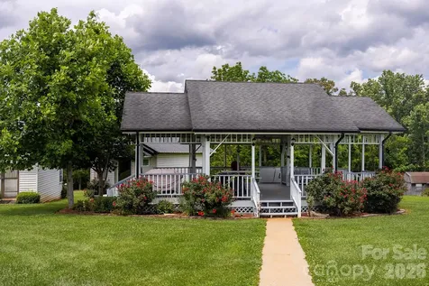 727 Jenkins Valley Road Alexander NC 28701