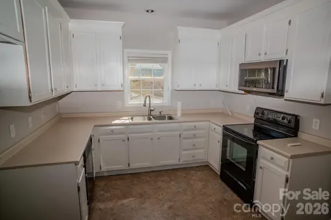 1009 Preston Drive Lowell NC 28098