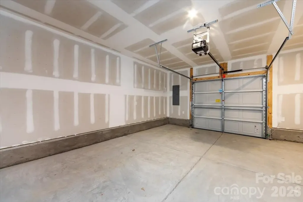 6012 Pivot Court Charlotte NC 28205