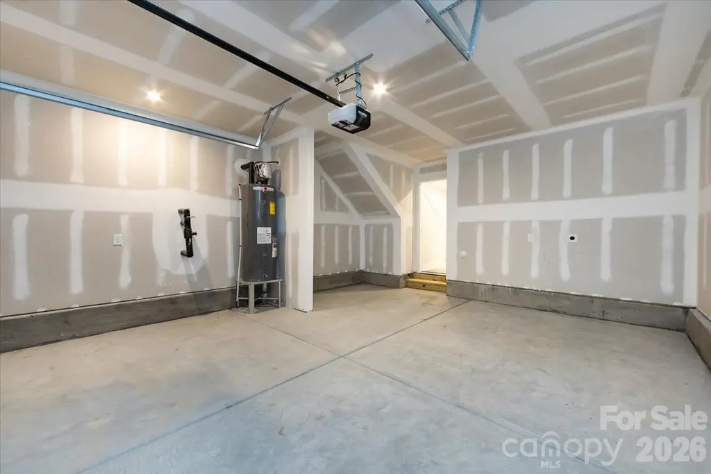 6012 Pivot Court Charlotte NC 28205
