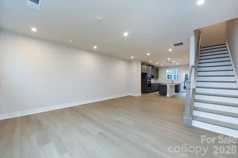 6012 Pivot Court Charlotte NC 28205
