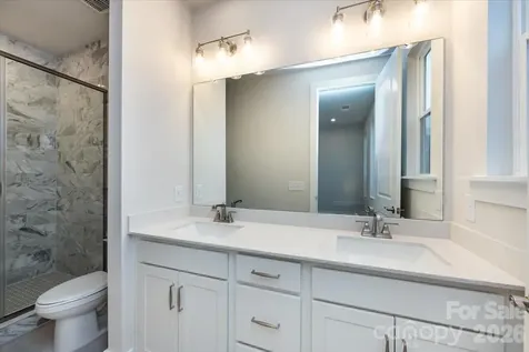 6012 Pivot Court Charlotte NC 28205