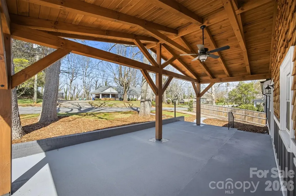 223 W Park Drive Morganton NC 28655