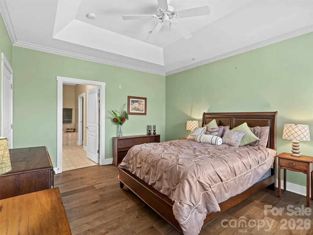 9 Kenilworth Knoll Asheville NC 28805