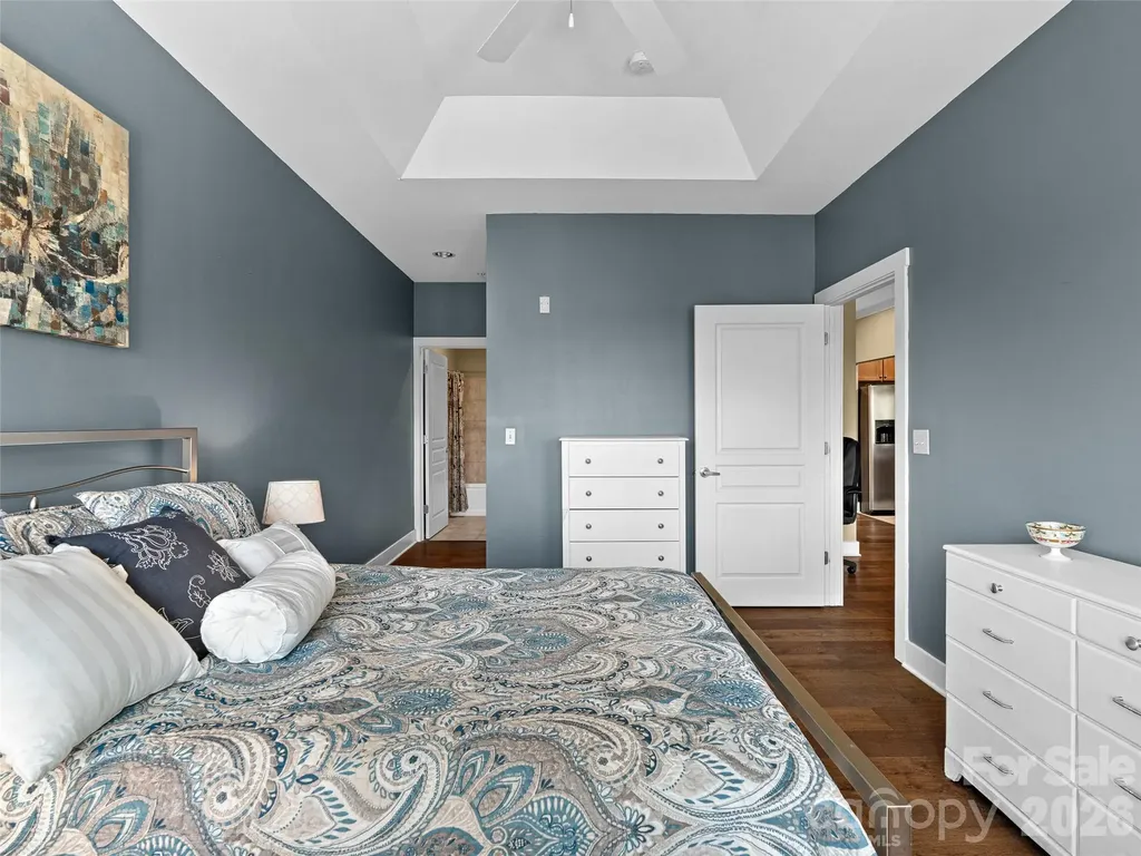 9 Kenilworth Knoll Asheville NC 28805