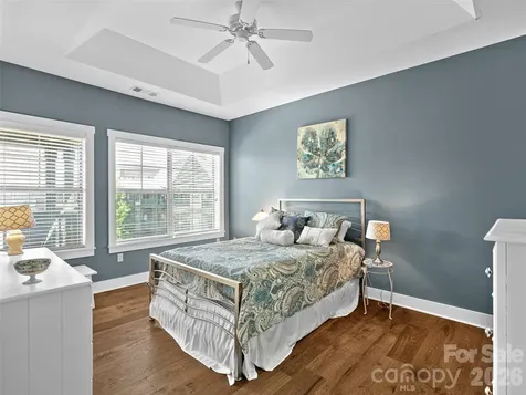 9 Kenilworth Knoll Asheville NC 28805