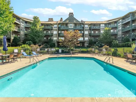 9 Kenilworth Knoll Asheville NC 28805