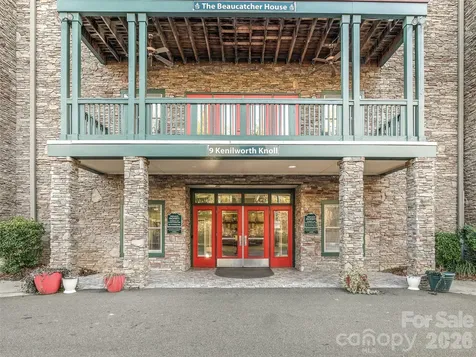9 Kenilworth Knoll Asheville NC 28805