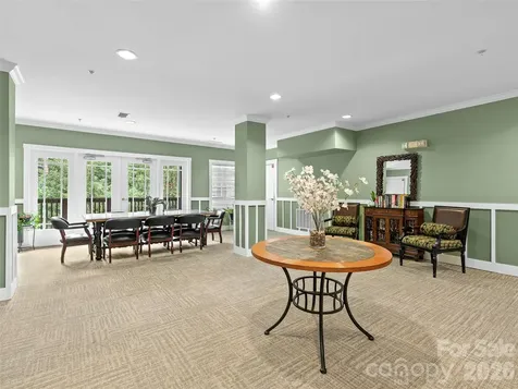 9 Kenilworth Knoll Asheville NC 28805