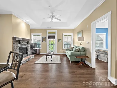 9 Kenilworth Knoll Asheville NC 28805