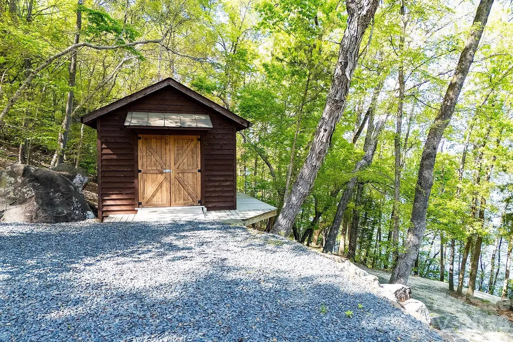 1329 Berry Hill Drive Norwood NC 28128