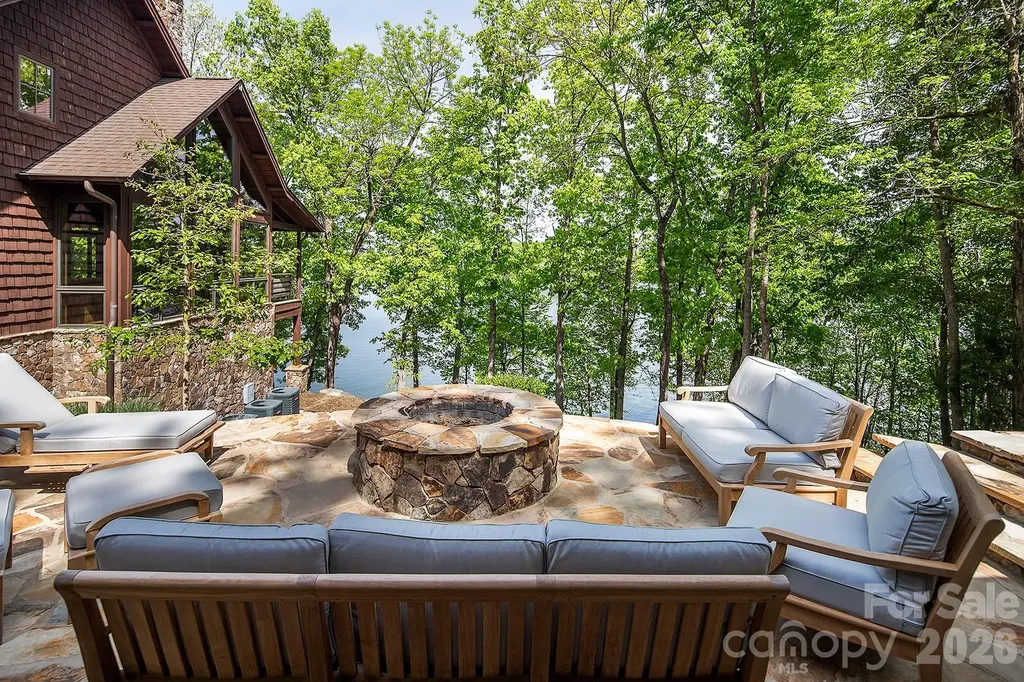 1329 Berry Hill Drive Norwood NC 28128
