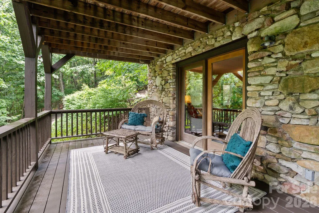 65 Sugar Maple Drive Mills River NC 28759