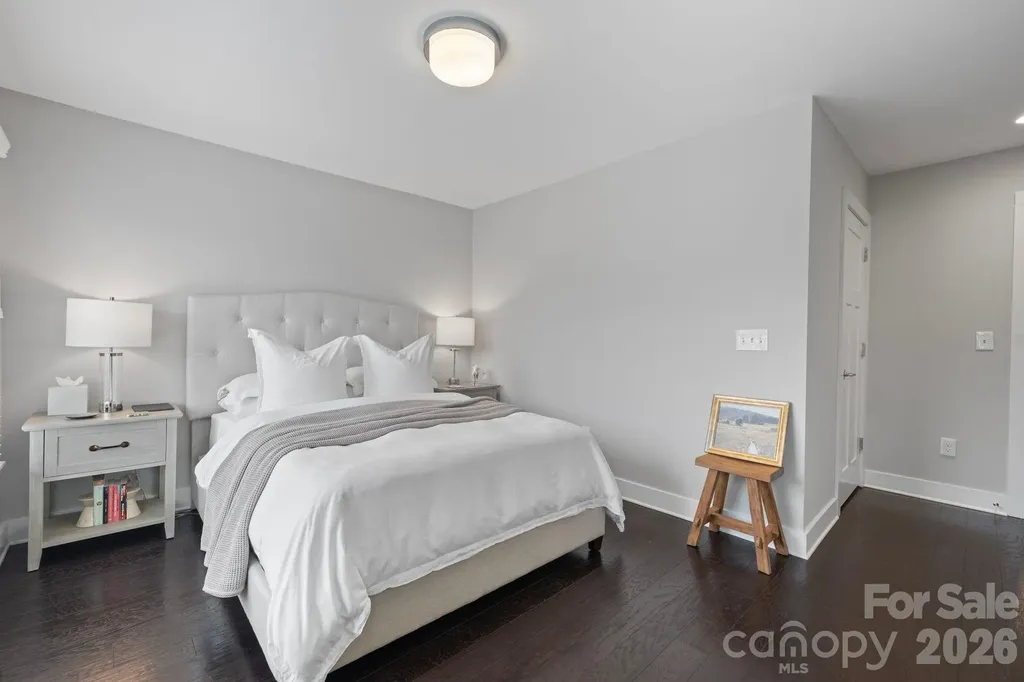 1214 Macomb Place Charlotte NC 28208