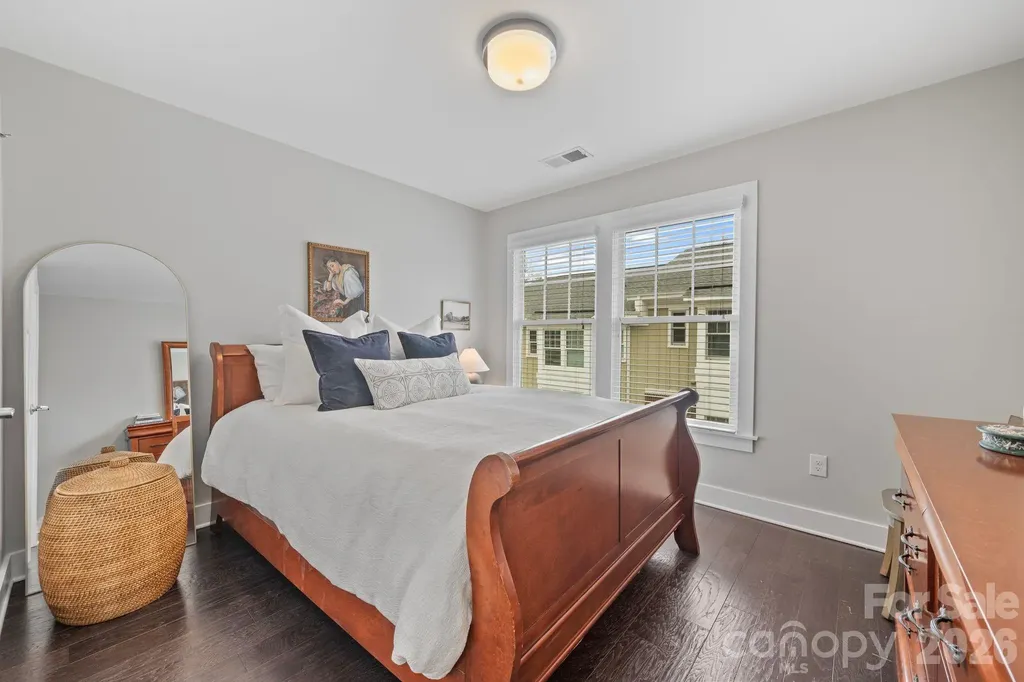 1214 Macomb Place Charlotte NC 28208