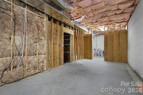 180 Notlvsi Court Brevard NC 28712