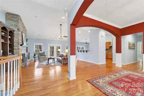 180 Notlvsi Court Brevard NC 28712