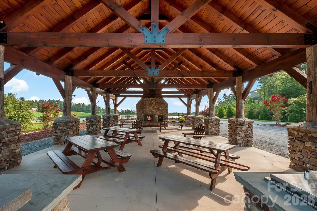 61 Majestic Path Nebo NC 28761