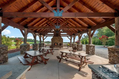 61 Majestic Path Nebo NC 28761