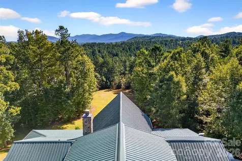 61 Majestic Path Nebo NC 28761