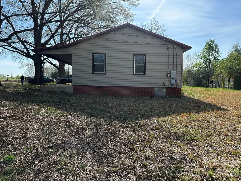8245 Smith Road Stanfield NC 28163