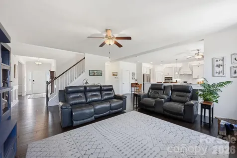 108 Heron Cove Loop Mooresville NC 28117