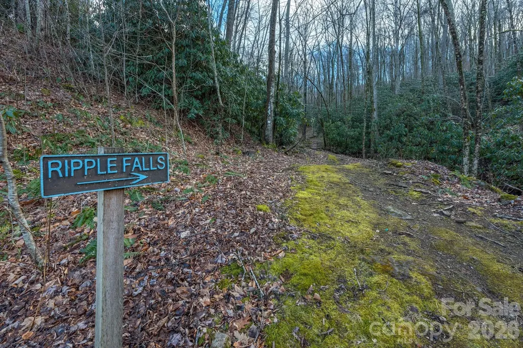 1279 Arborcrest Way Swannanoa NC 28778