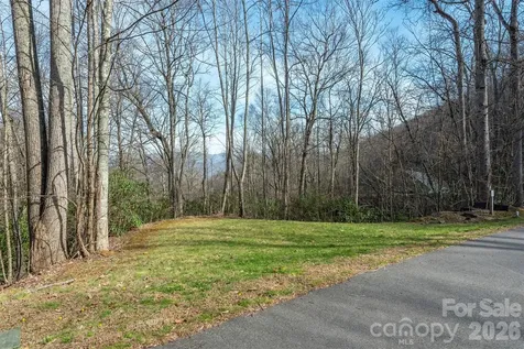 1279 Arborcrest Way Swannanoa NC 28778