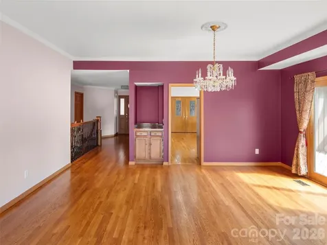 15 Ridge Terrace Asheville NC 28804