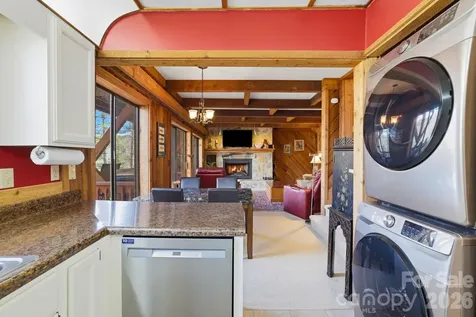 221 Toxaway Falls Drive Lake Toxaway NC 28747