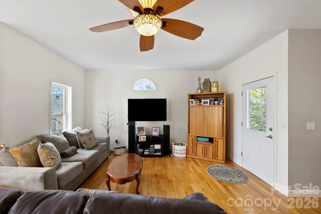 11 Starlight Drive Black Mountain NC 28711